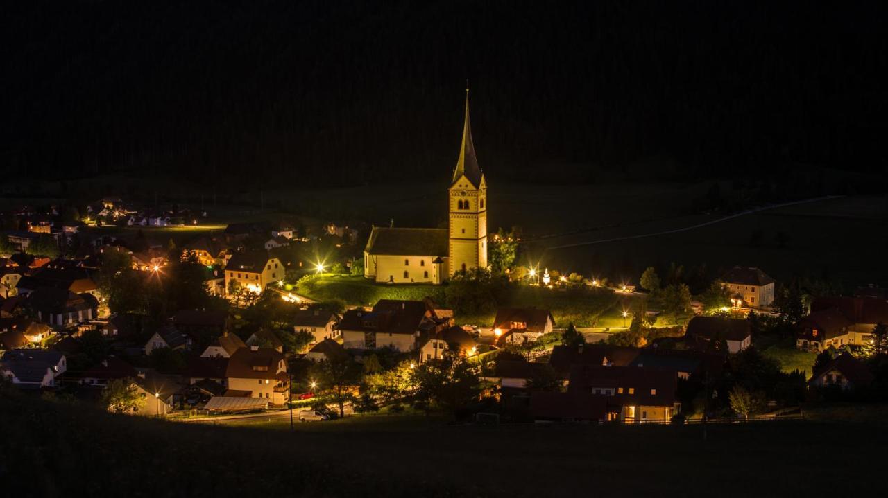 Camping Bella Austria Санкт-Петер-ам-Каммерсберг Экстерьер фото
